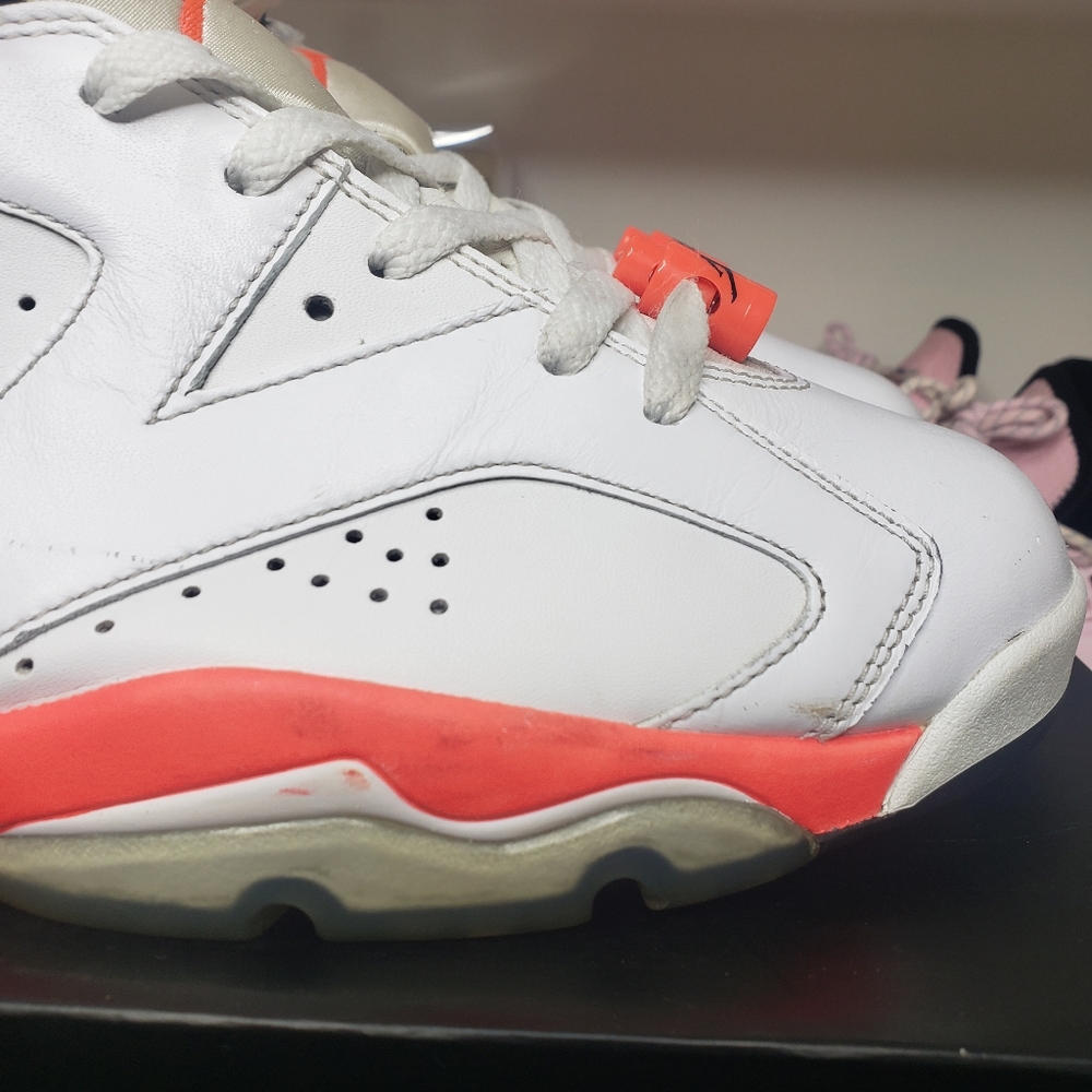 Air Jordan 6 Retro "White Infrared" - Picture 5 of 6